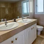 Lica Homes Sinfonia De Mar إِستيبونا