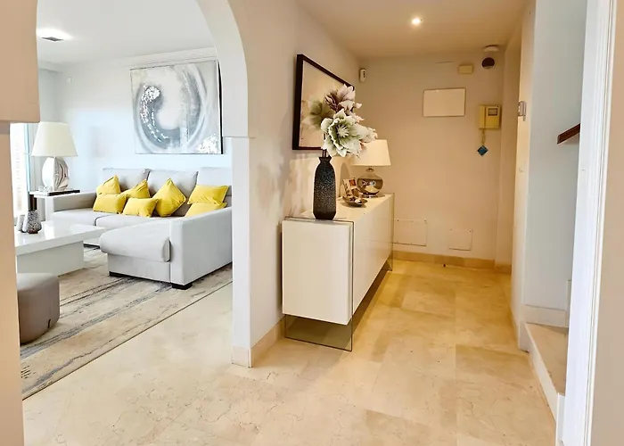 Lica Homes Sinfonia De Mar Apartman Estepona